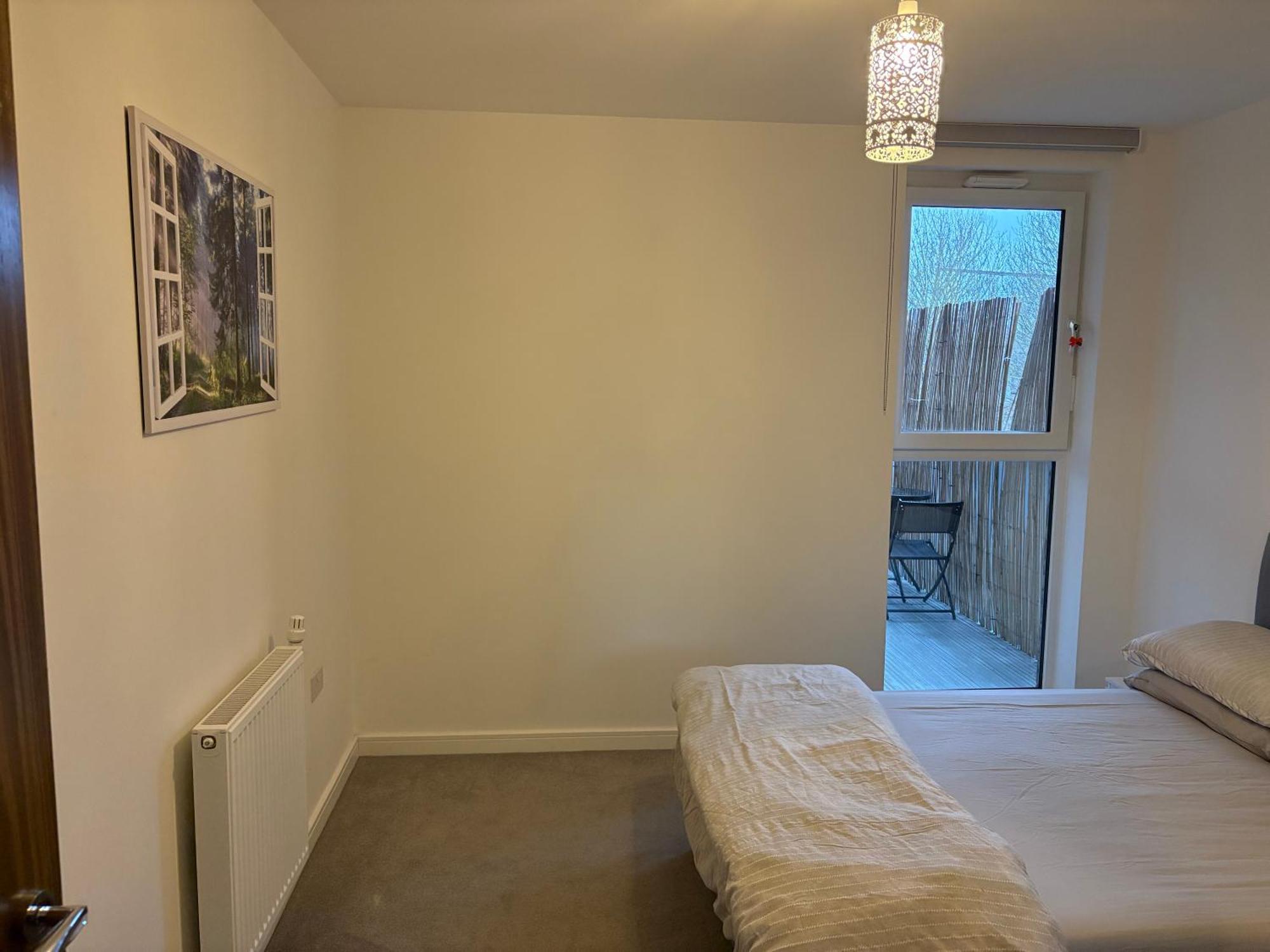 Spacious Apartment In The Heart Of צ'למספורד מראה חיצוני תמונה